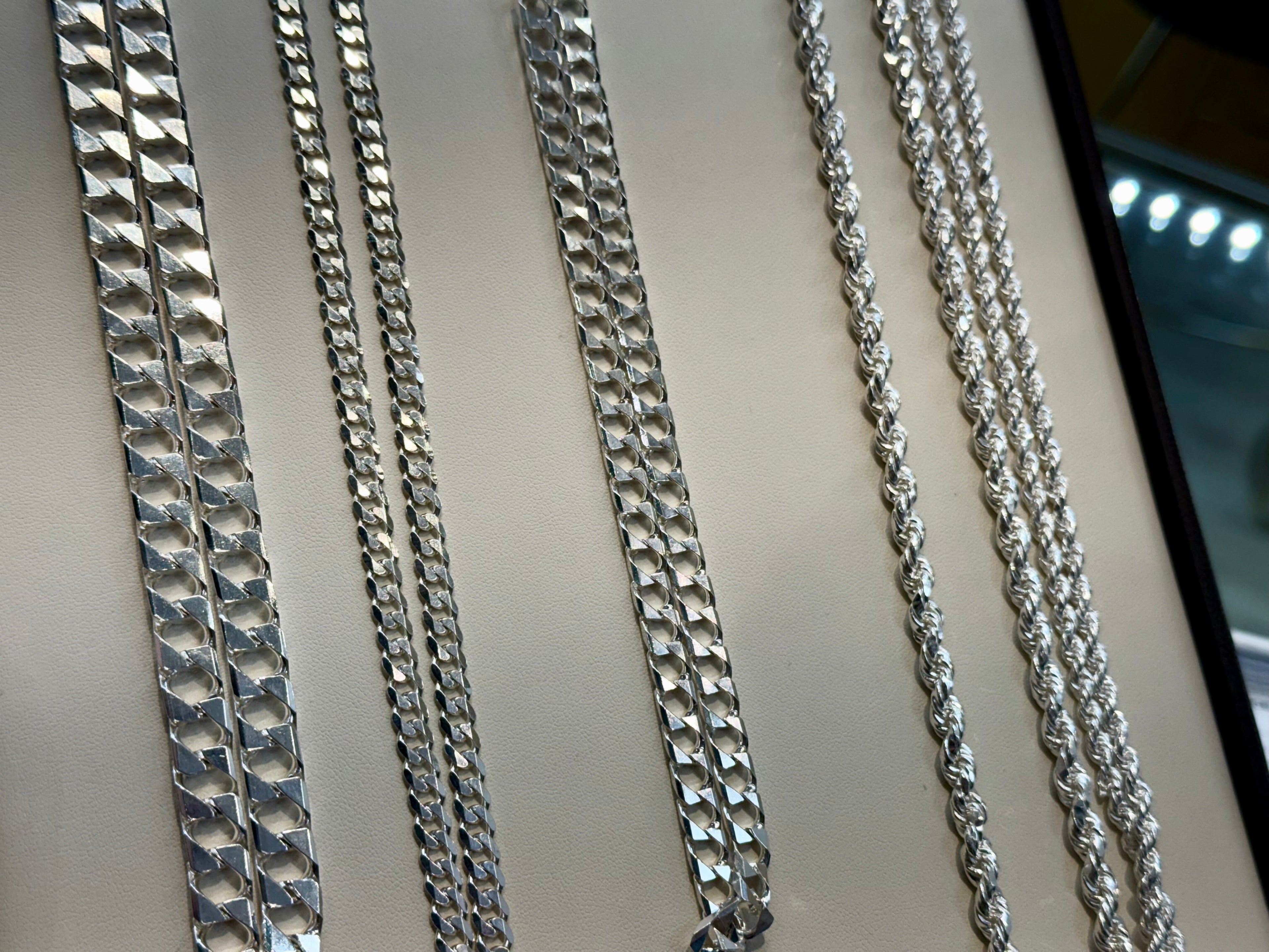 BOYS  CHAIN
