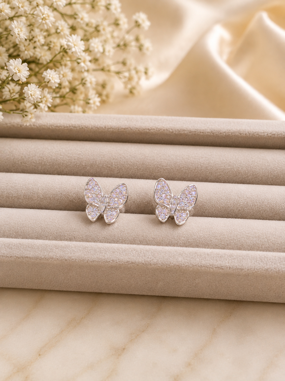925 SILVER BUTTERFLY EARSTUDS GE699