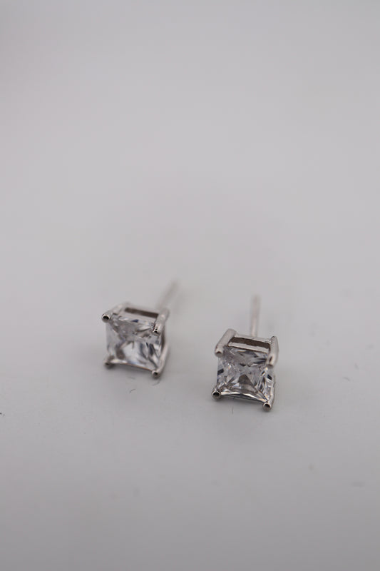 ZIRCON 925 SILVER STUDS BE030