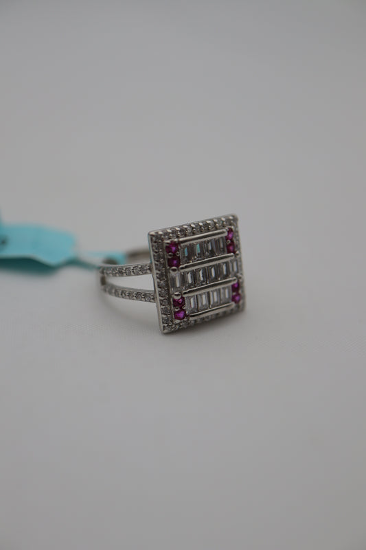 GIRLS RING SIZE 5 GR103