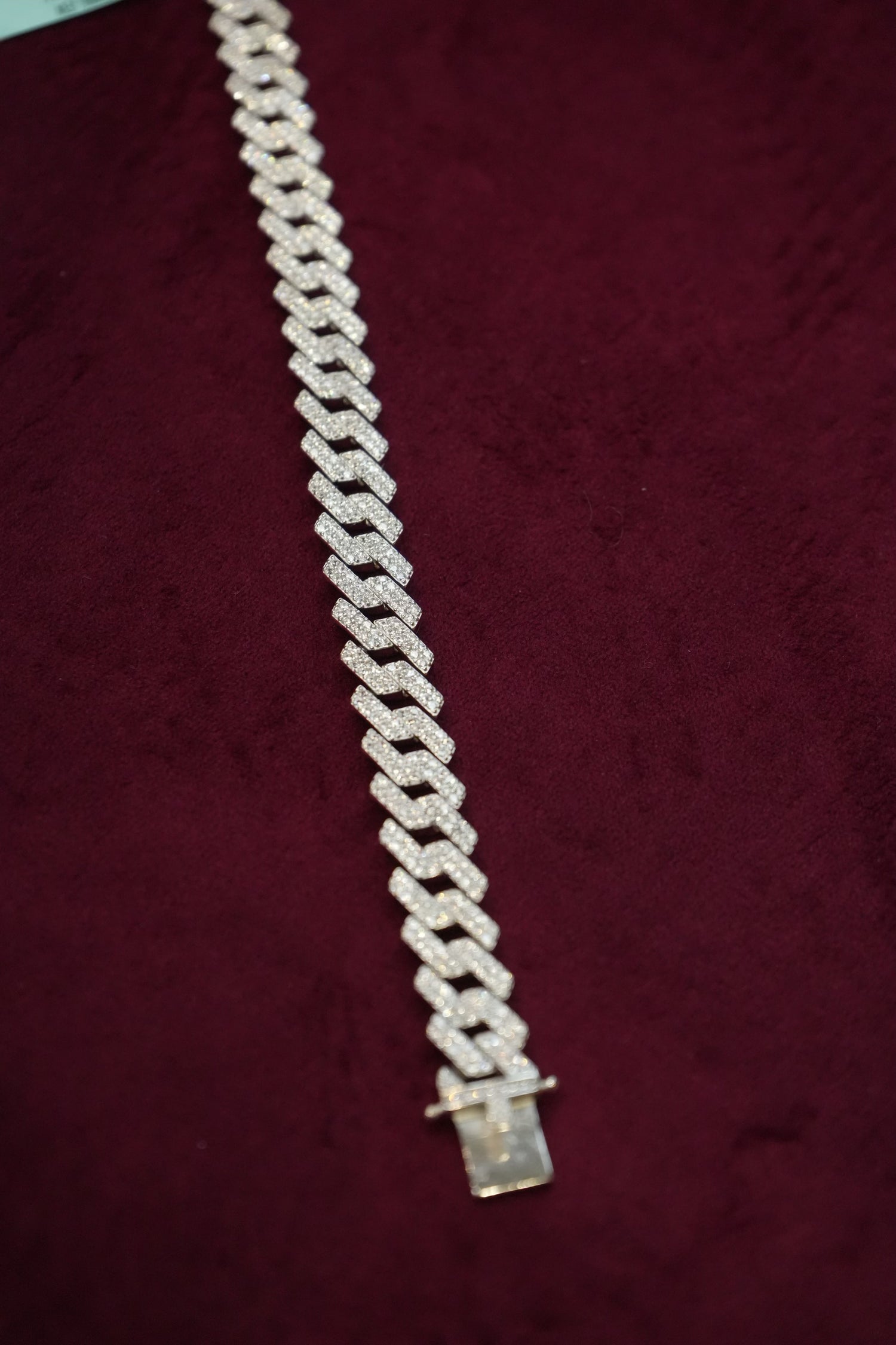 SILVER ICED BRACELET IB041