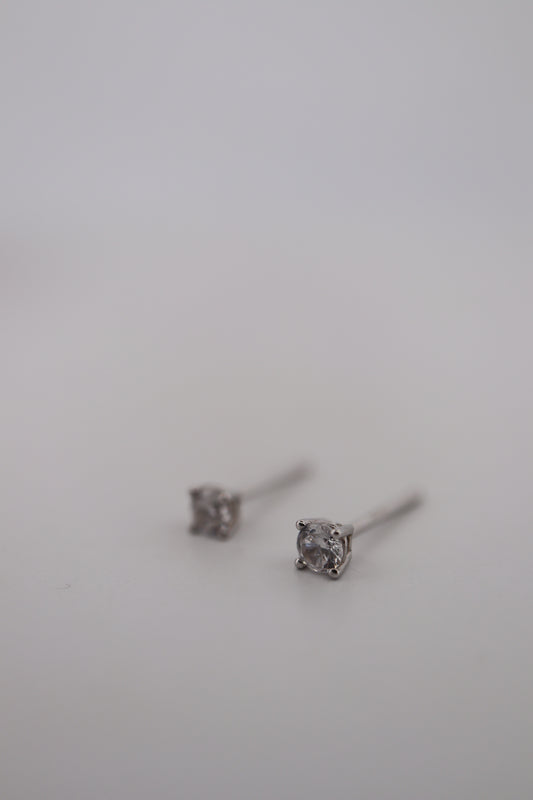 ZIRCON 925 SILVER STUDS BE077