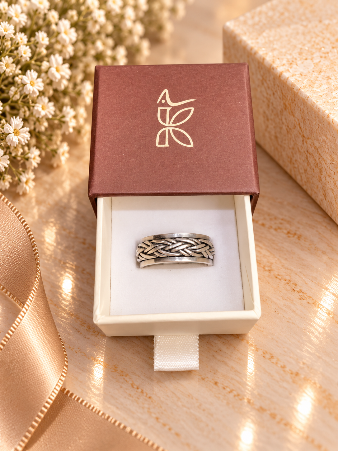 925 SILVER BAND SIZE 10 BR127
