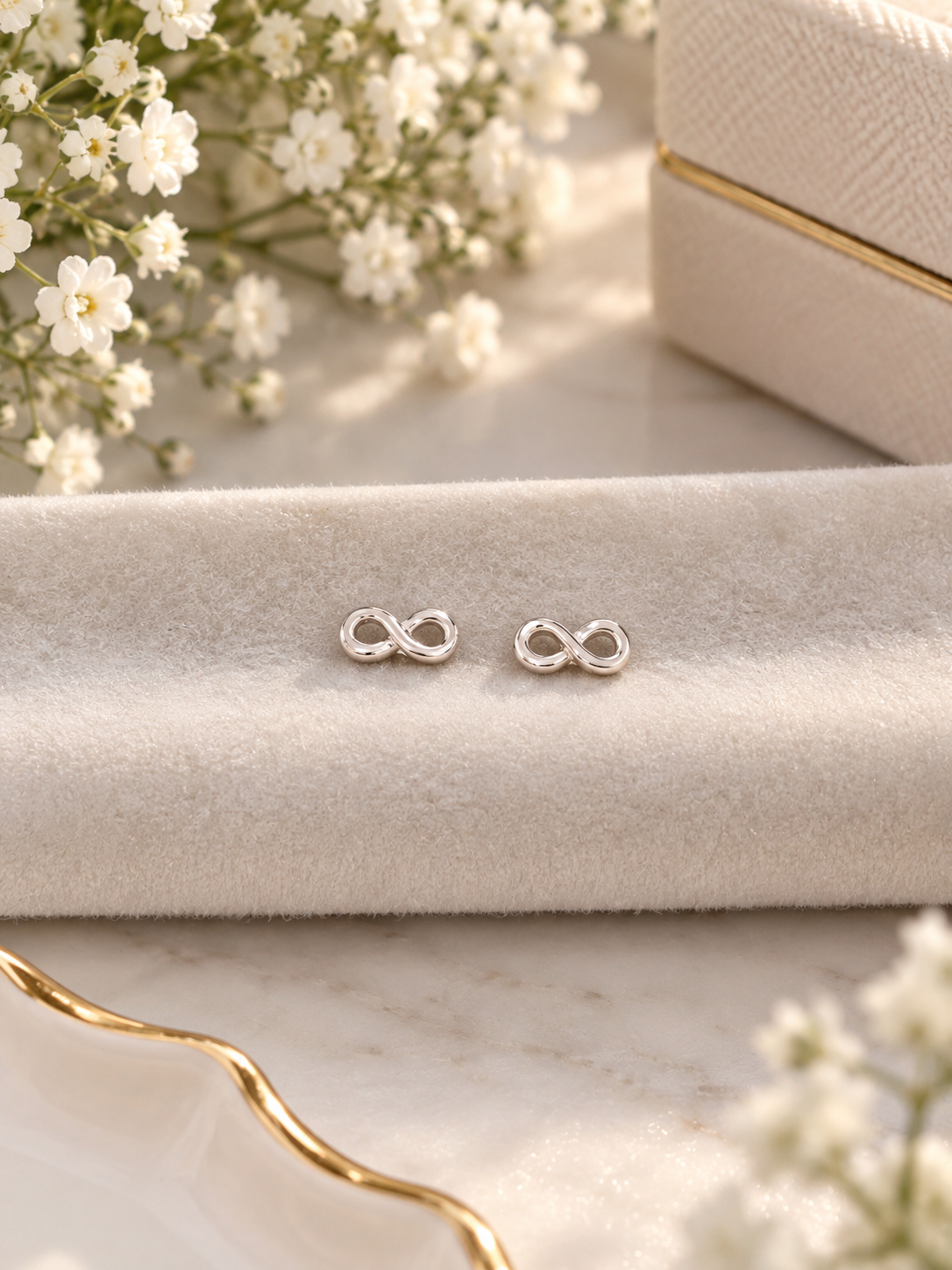 925 SILVER INFINITY EARSTUDS GE806