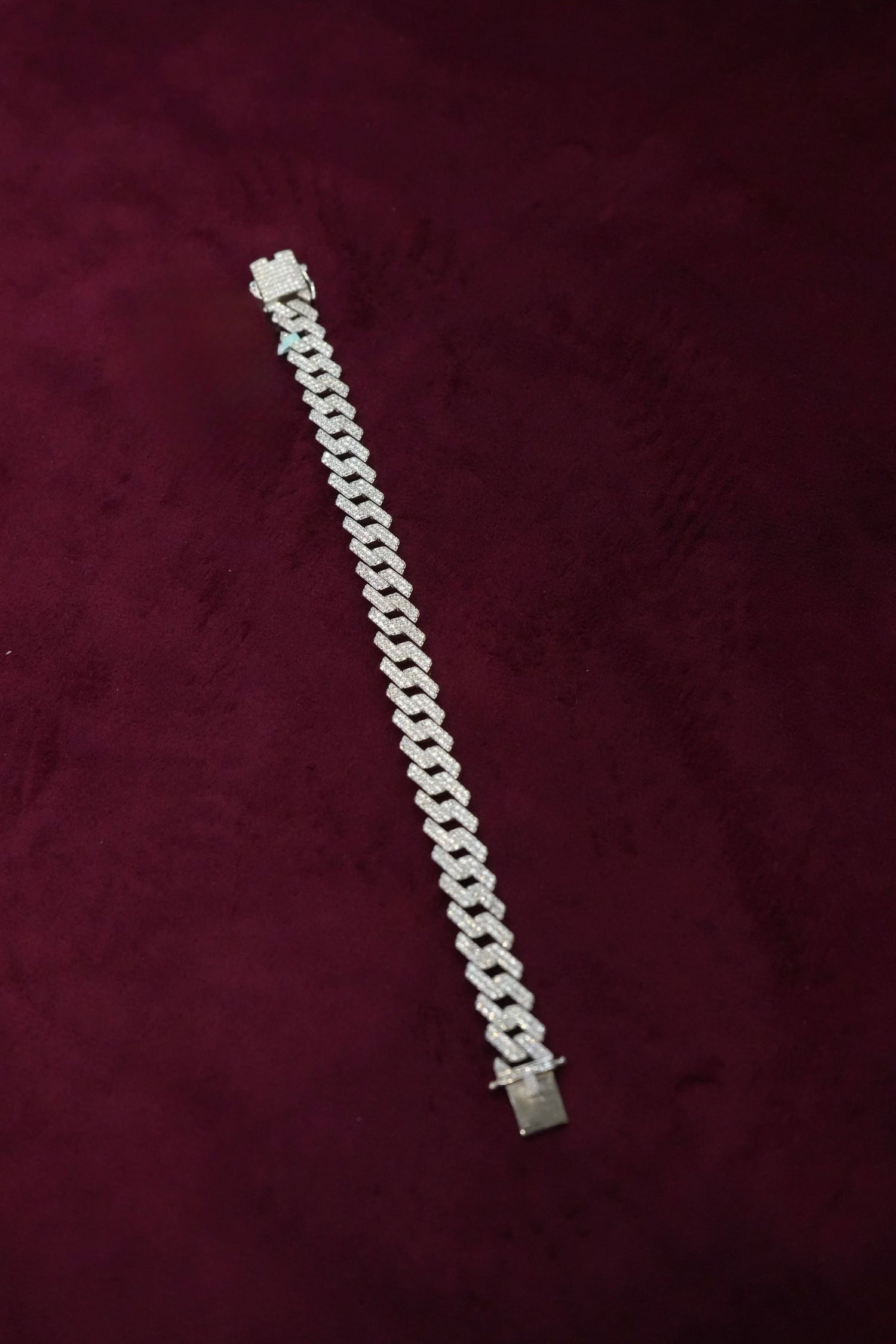 SILVER ICED BRACELET IB038