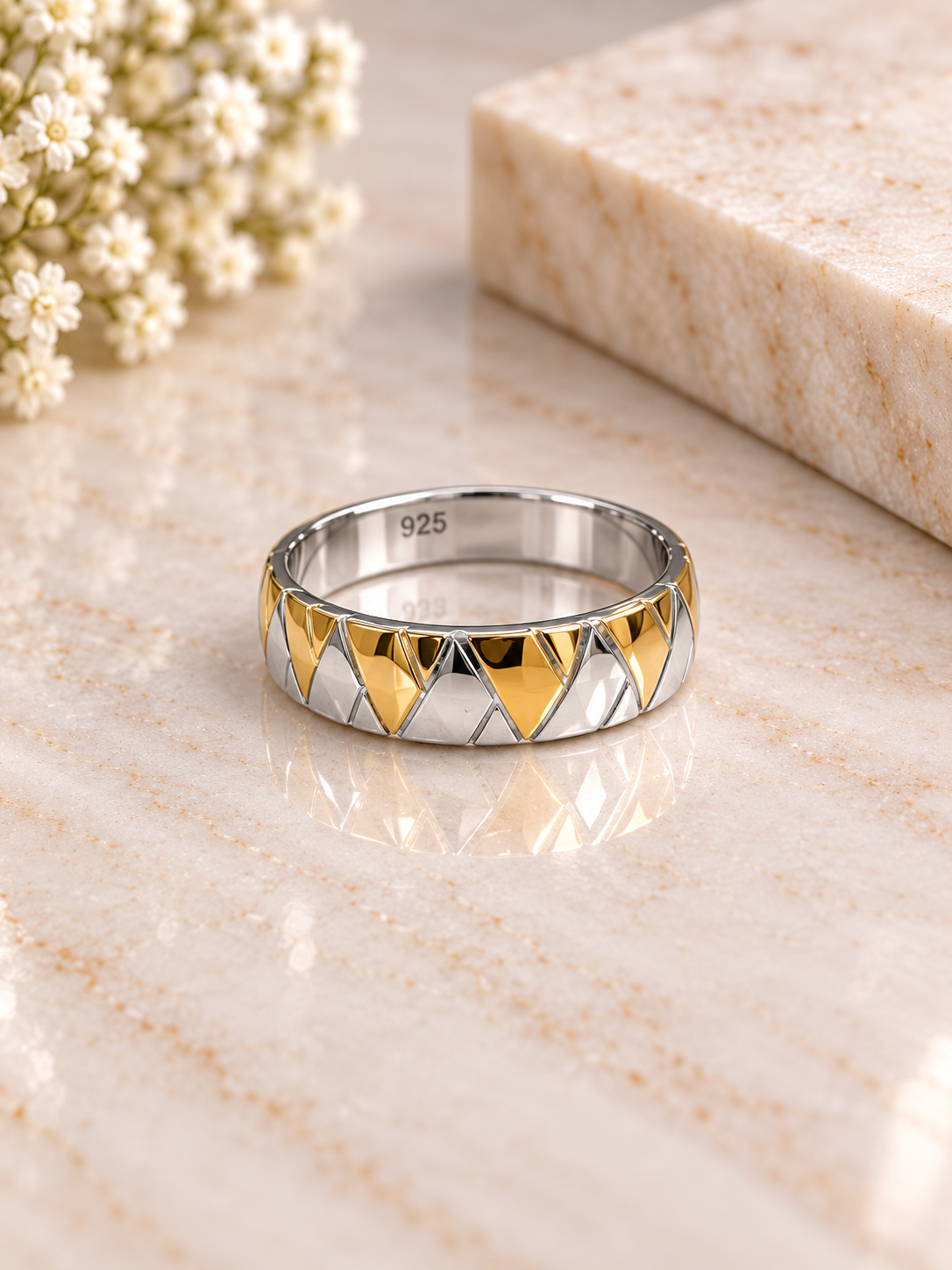 925 SILVER BAND SIZE 10 BR146