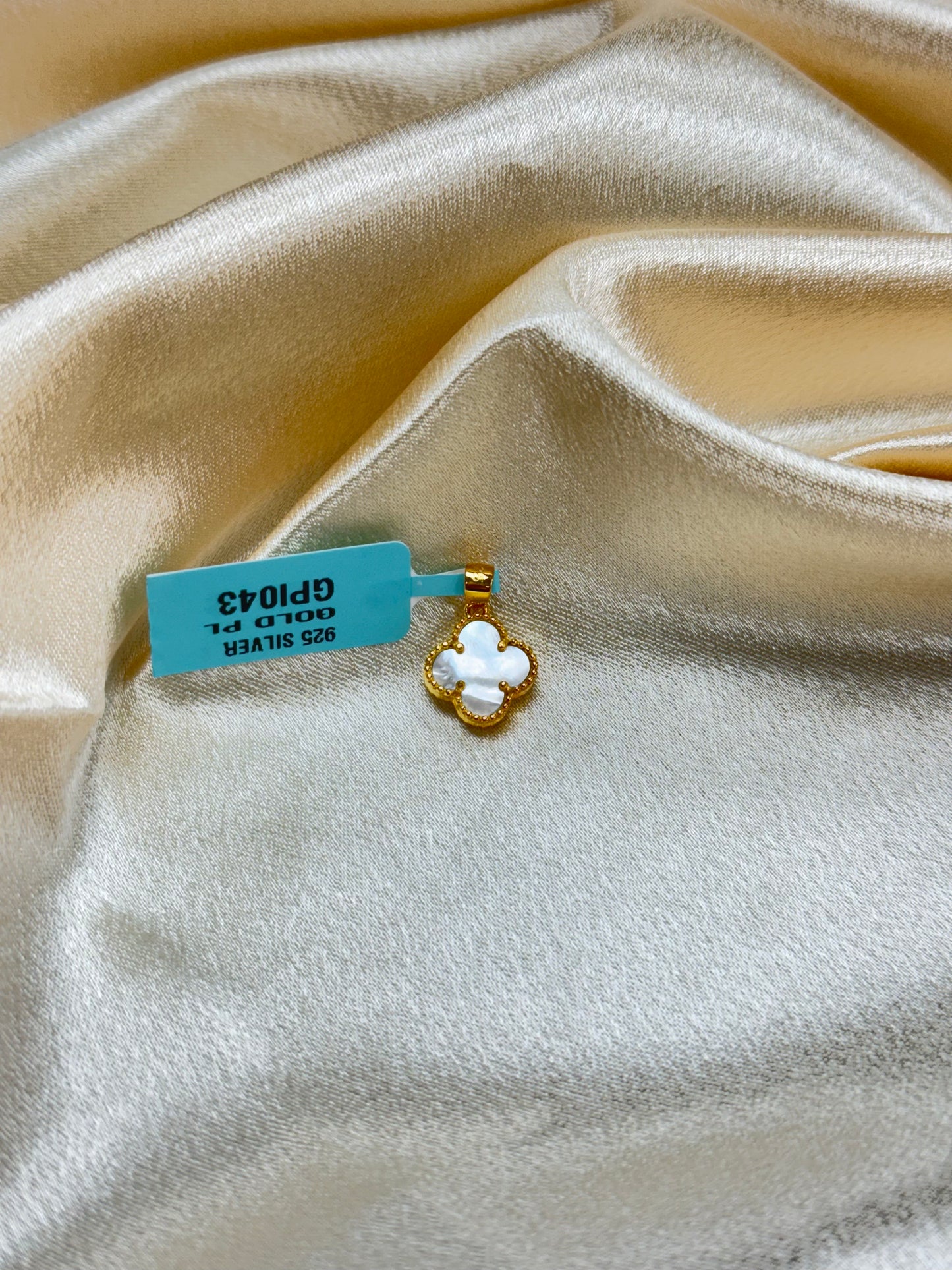 SILVER GOLD PLATED PENDANT GPI043