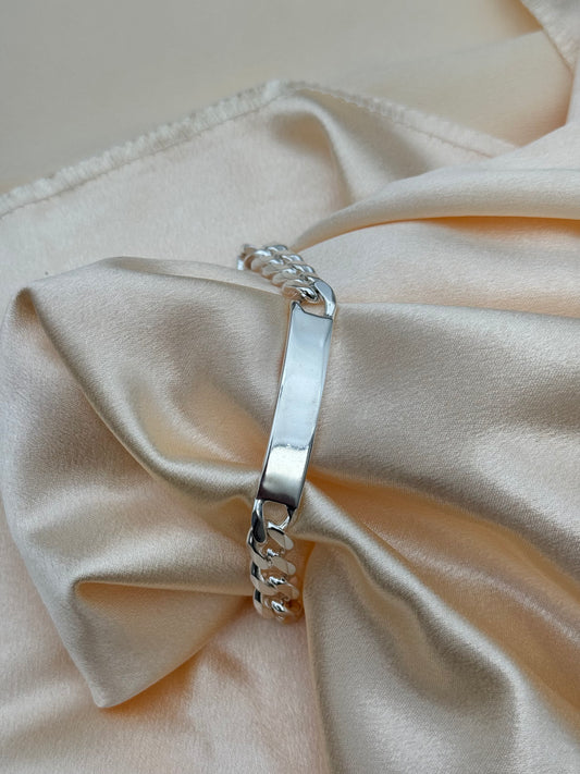 SILVER BRACELET SIZE 8.5 BB023