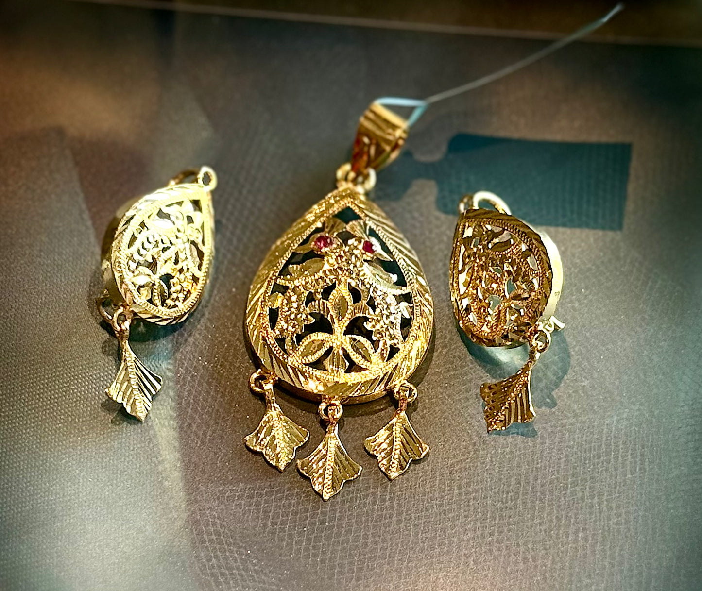 GOLD PLATE PENDANT SET GPI064
