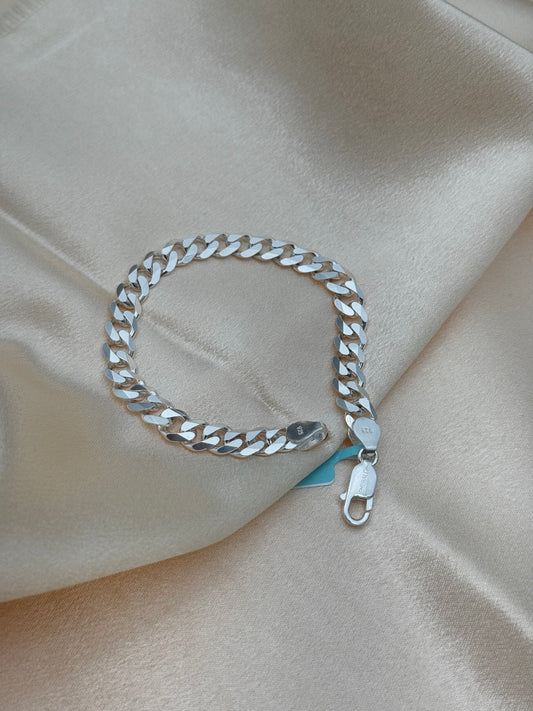 SILVER BRACELET SIZE 8.5 BB017
