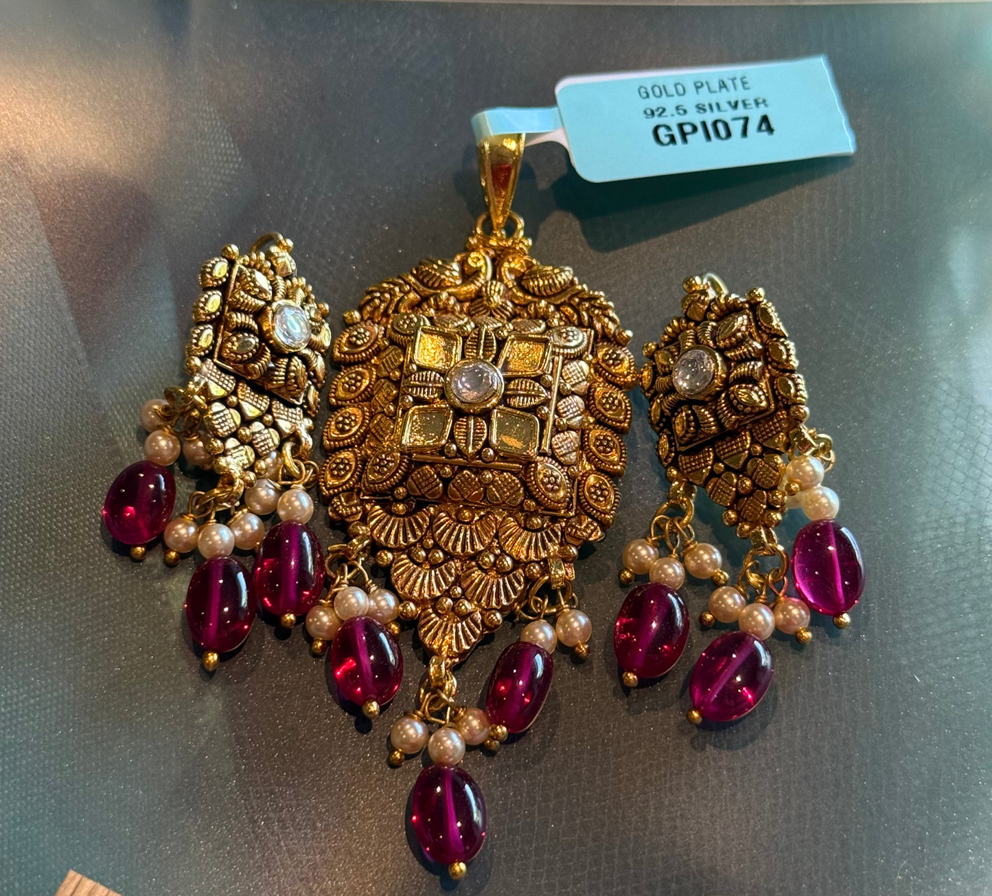 GOLD PLATE PENDANT SET GPI074