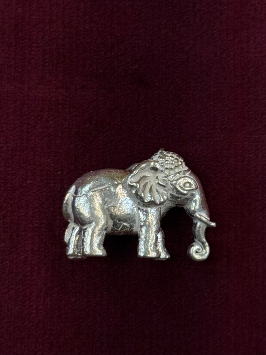 PURE SILVER ELEPHANT PI074