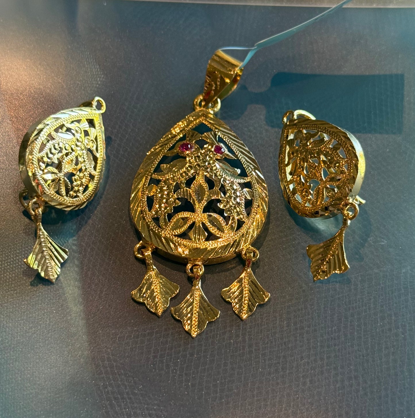 GOLD PLATE PENDANT SET GPI064