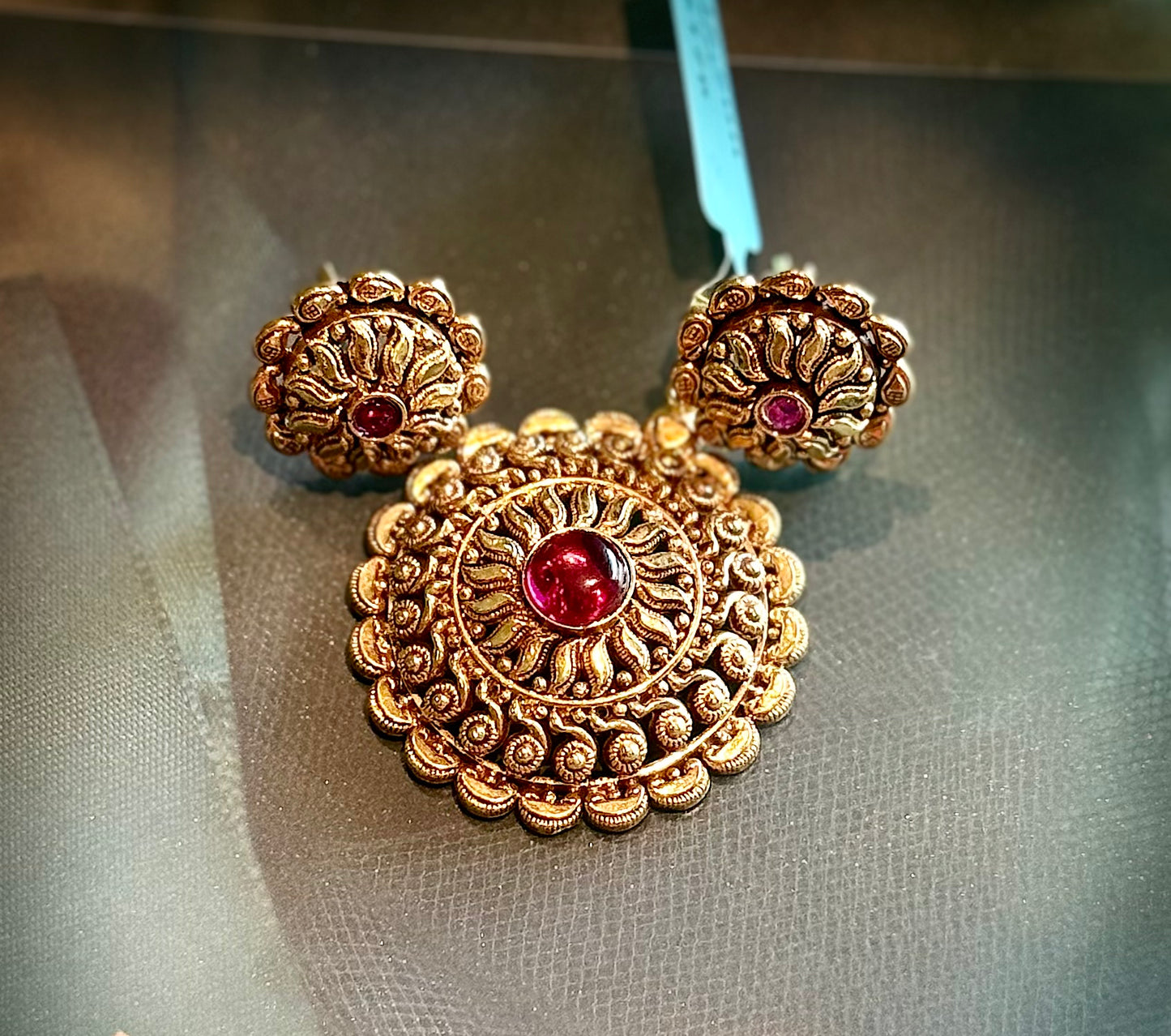 GOLD PLATE PENDANT SET GPI065
