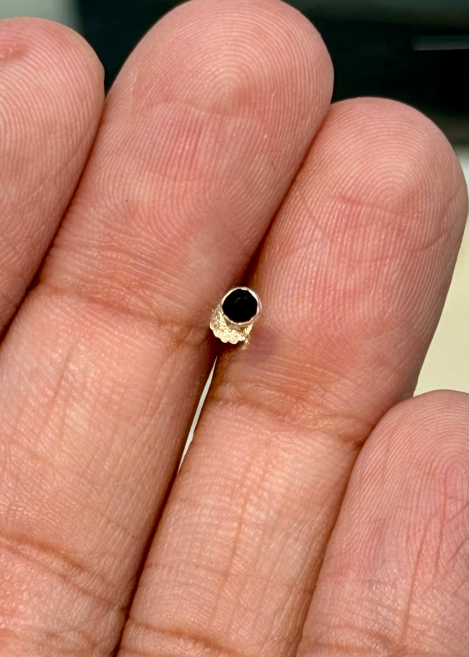 3MM BLACK NOSE PIN