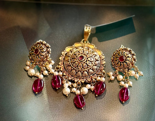 GOLD PLATE PENDANT SET GPI070