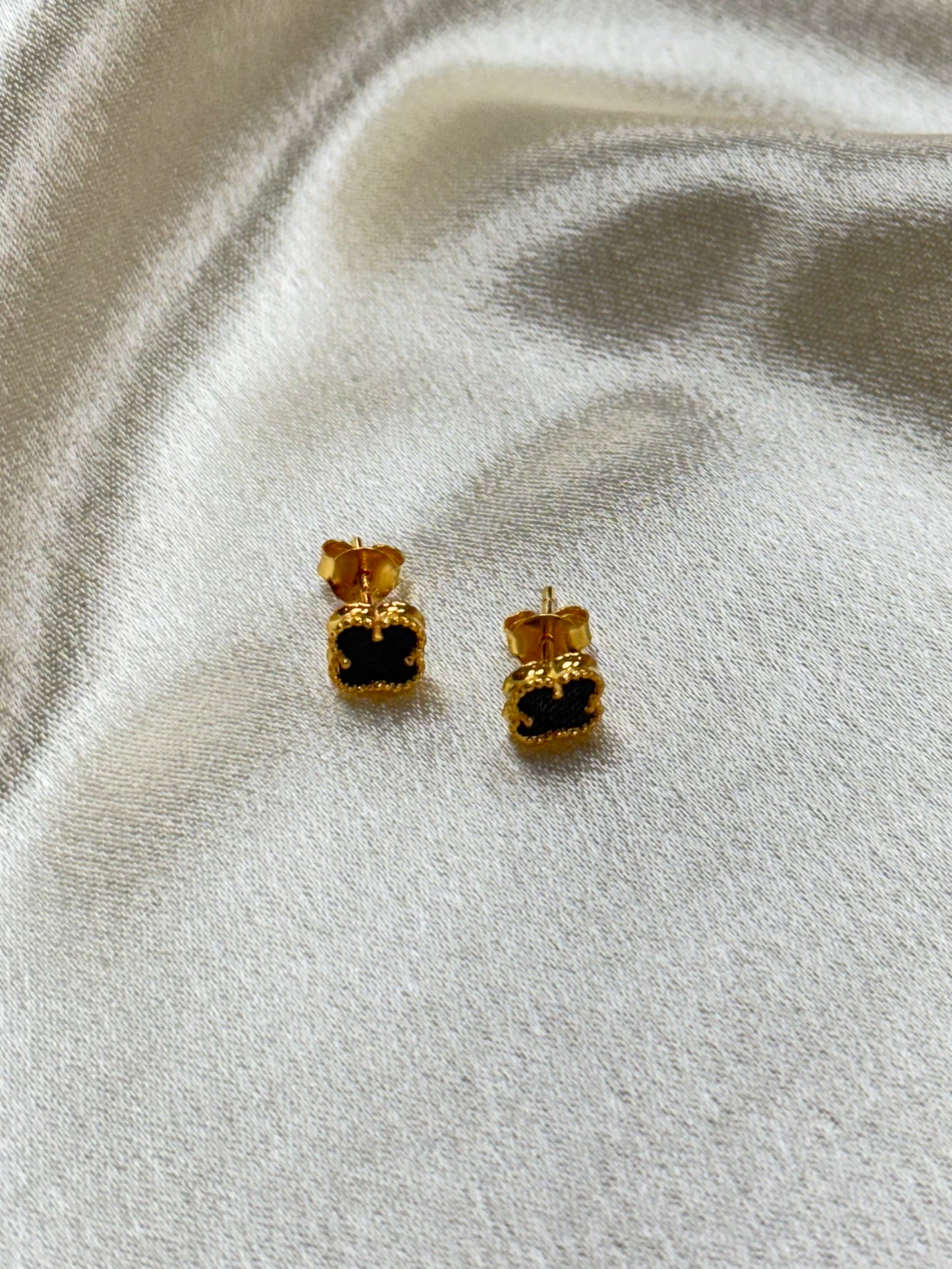 SILVER GOLD PLATED EARSTUDS GPI046