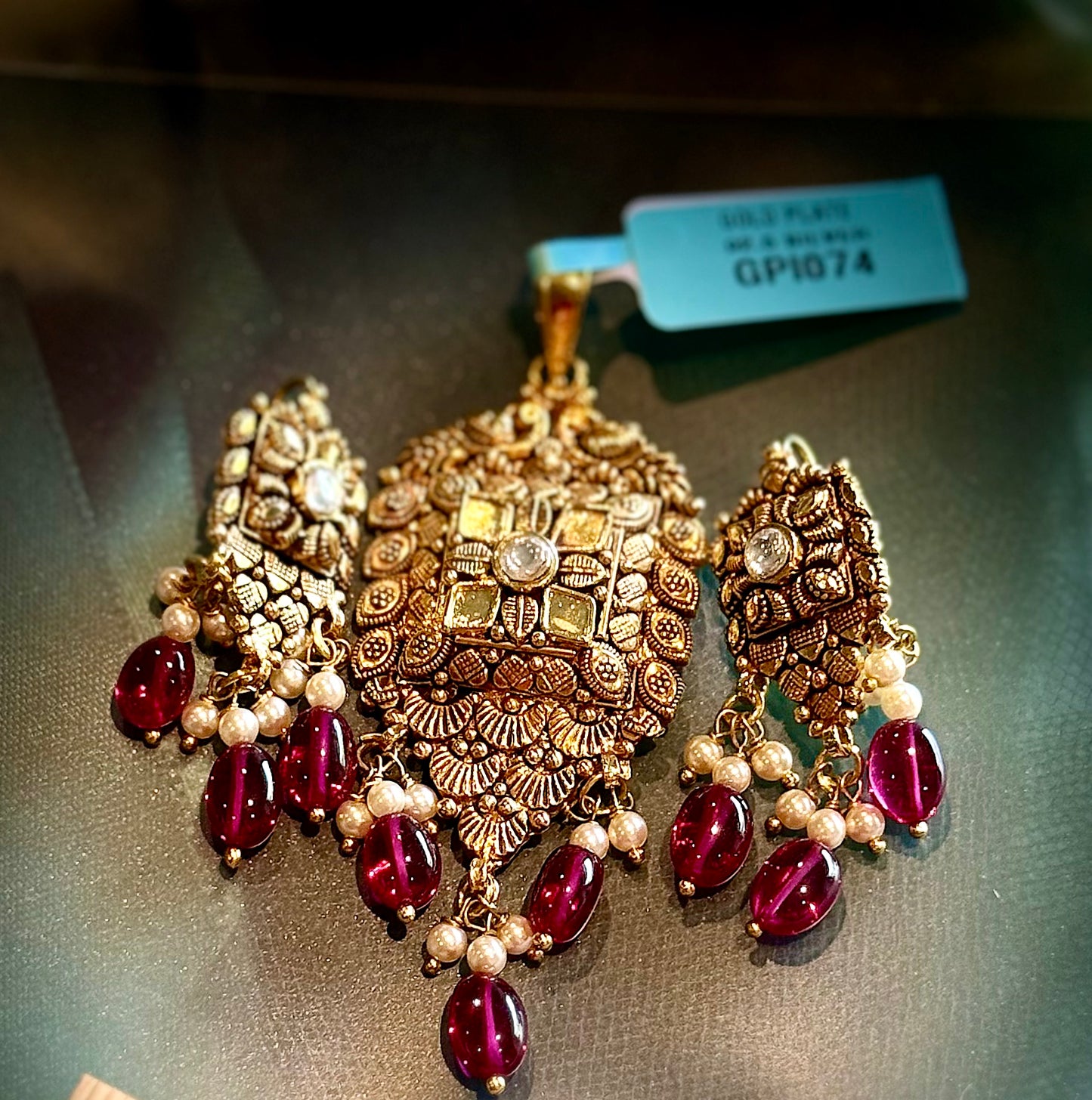 GOLD PLATE PENDANT SET GPI074