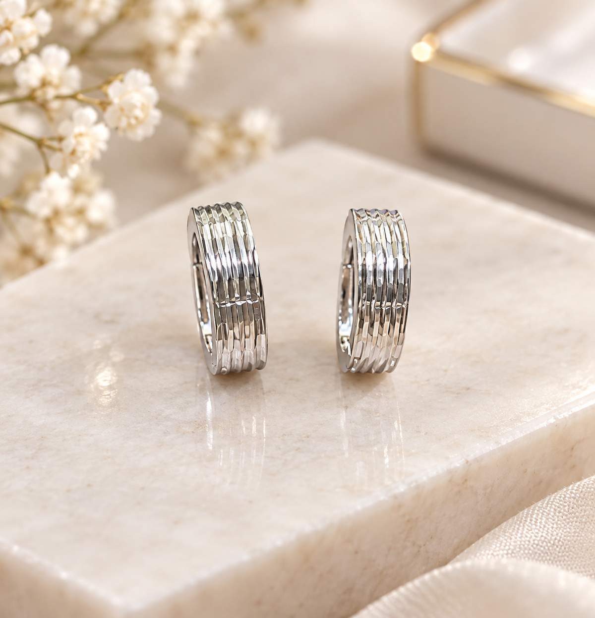 925 SILVER HOOPS GH080