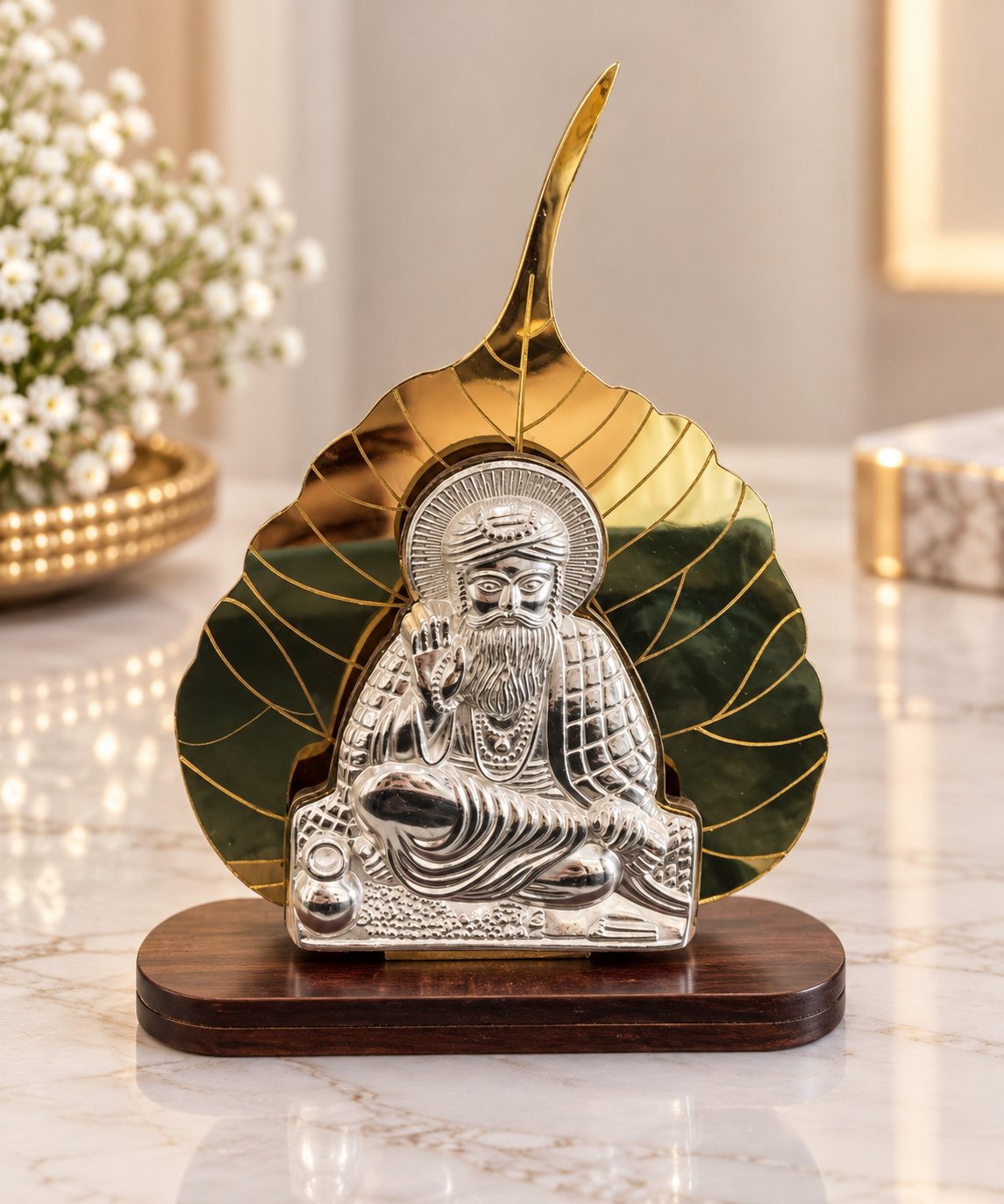 PURE SILVER GURU NANAK DEV JI IDOL