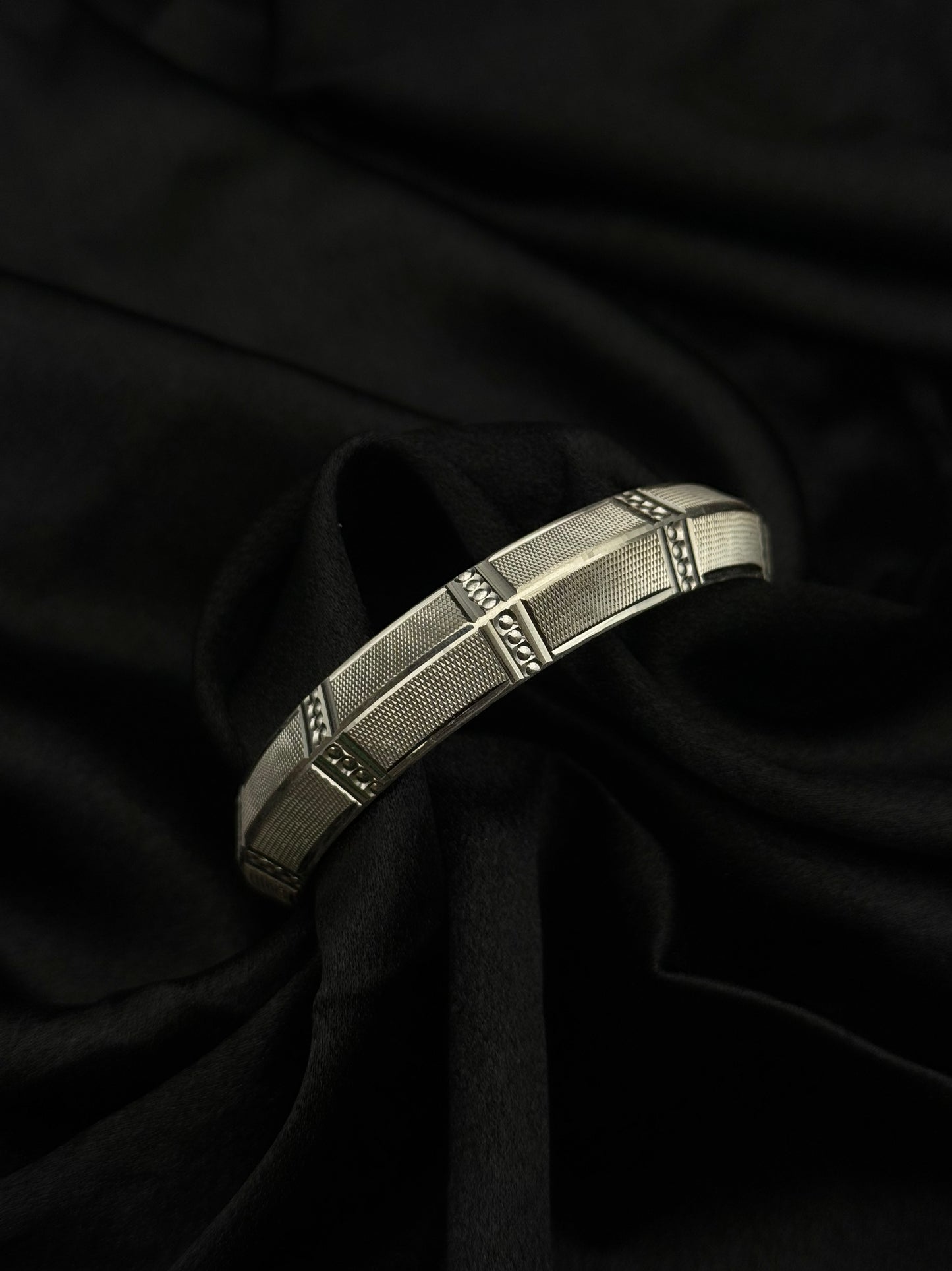MENS SILVER KADDA SIZE 2.4 MK009