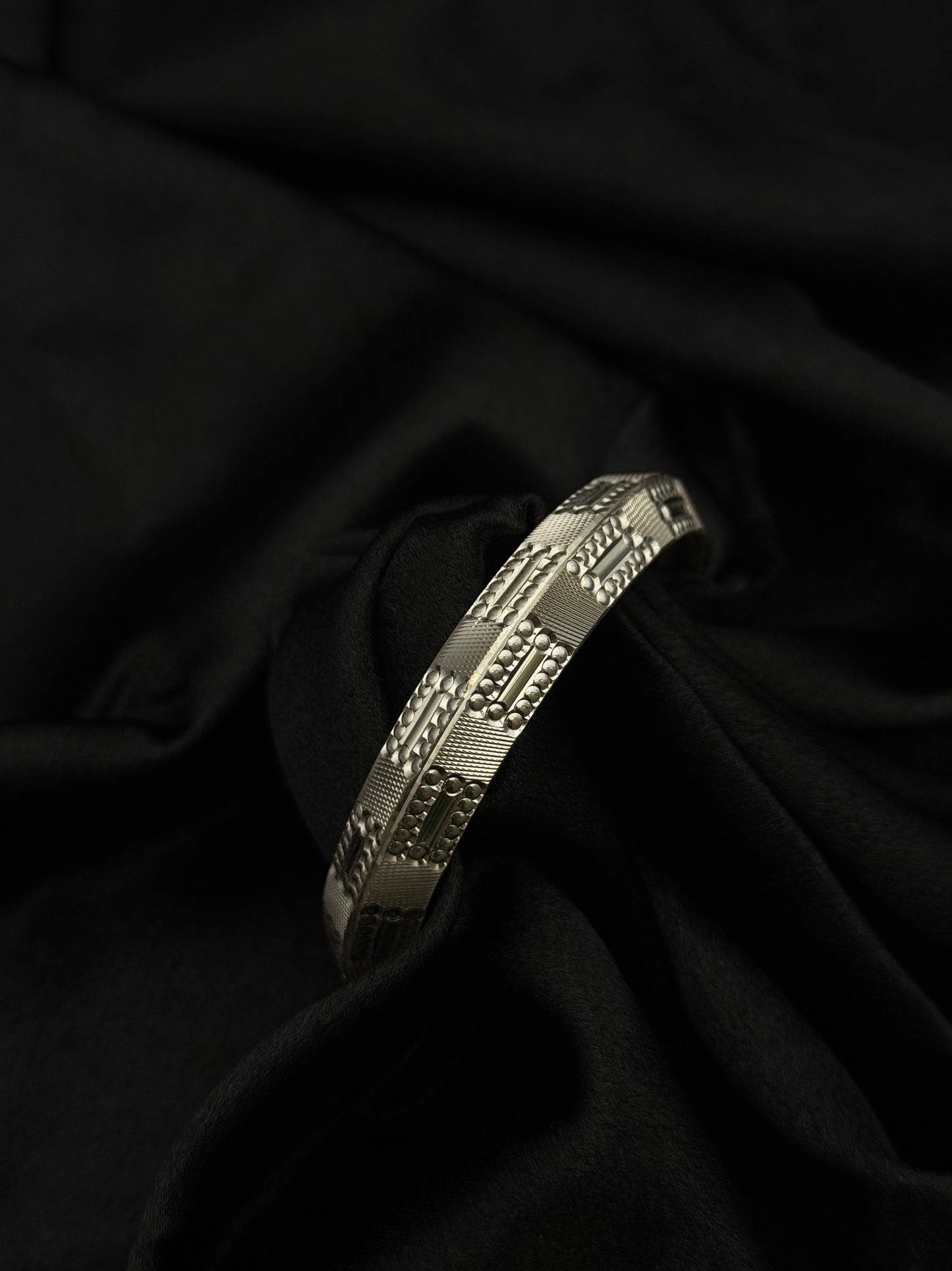 MENS SILVER KADDA SIZE 2.4 MK011