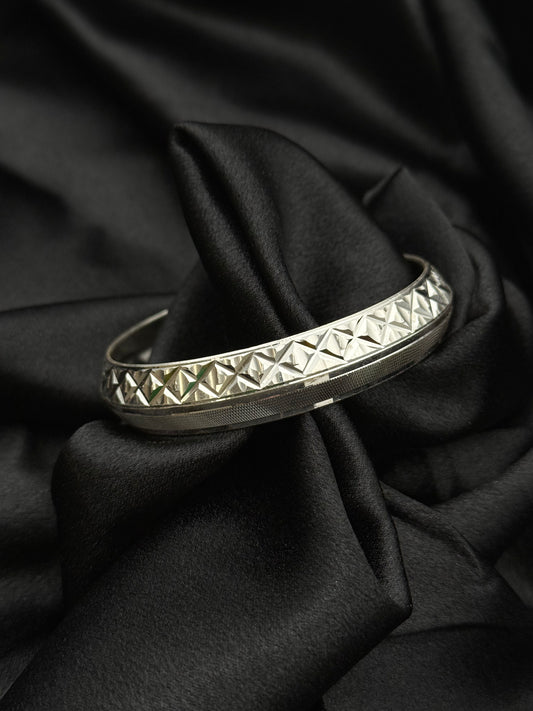 MENS SILVER KADDA SIZE 2.5 MK021
