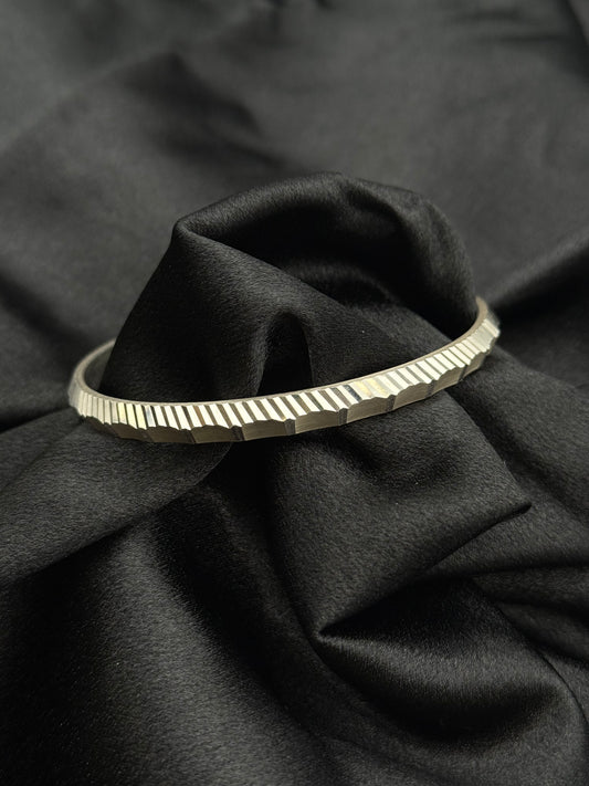 MENS SILVER KADDA SIZE 2.7 MK033