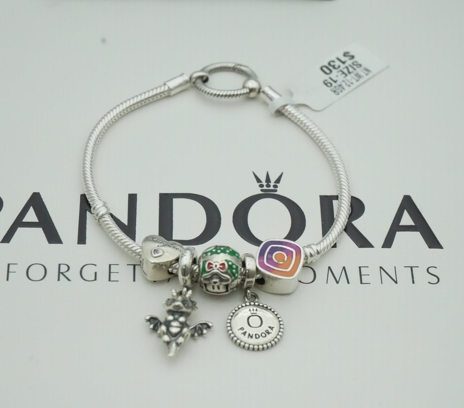 PANDORA BRACELET/5 CHARMS PB021
