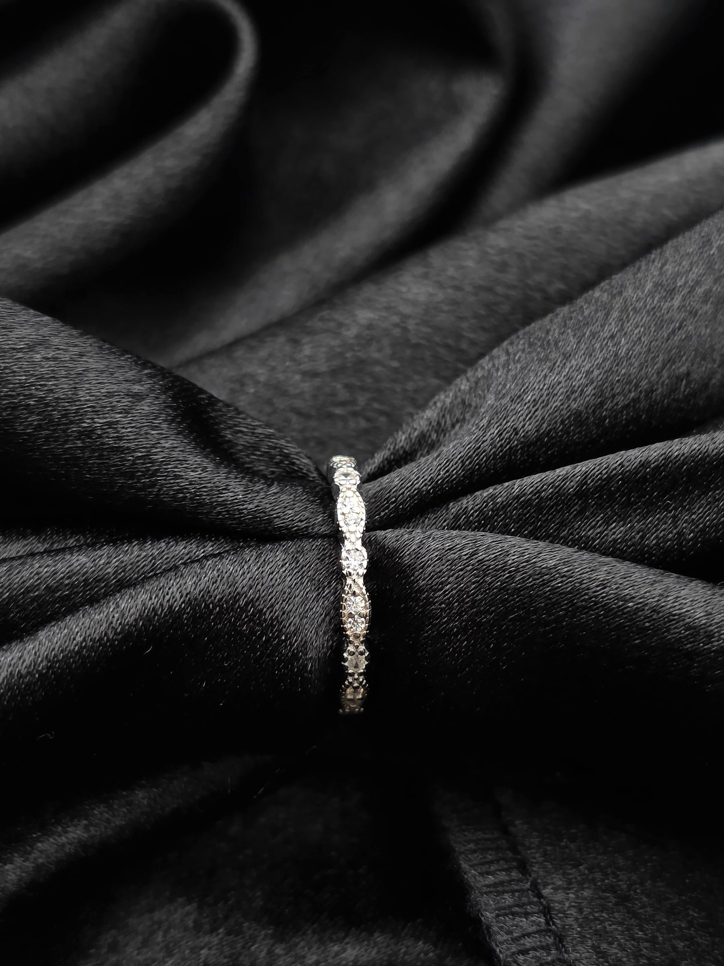 SILVER RING SIZE 5 GR582