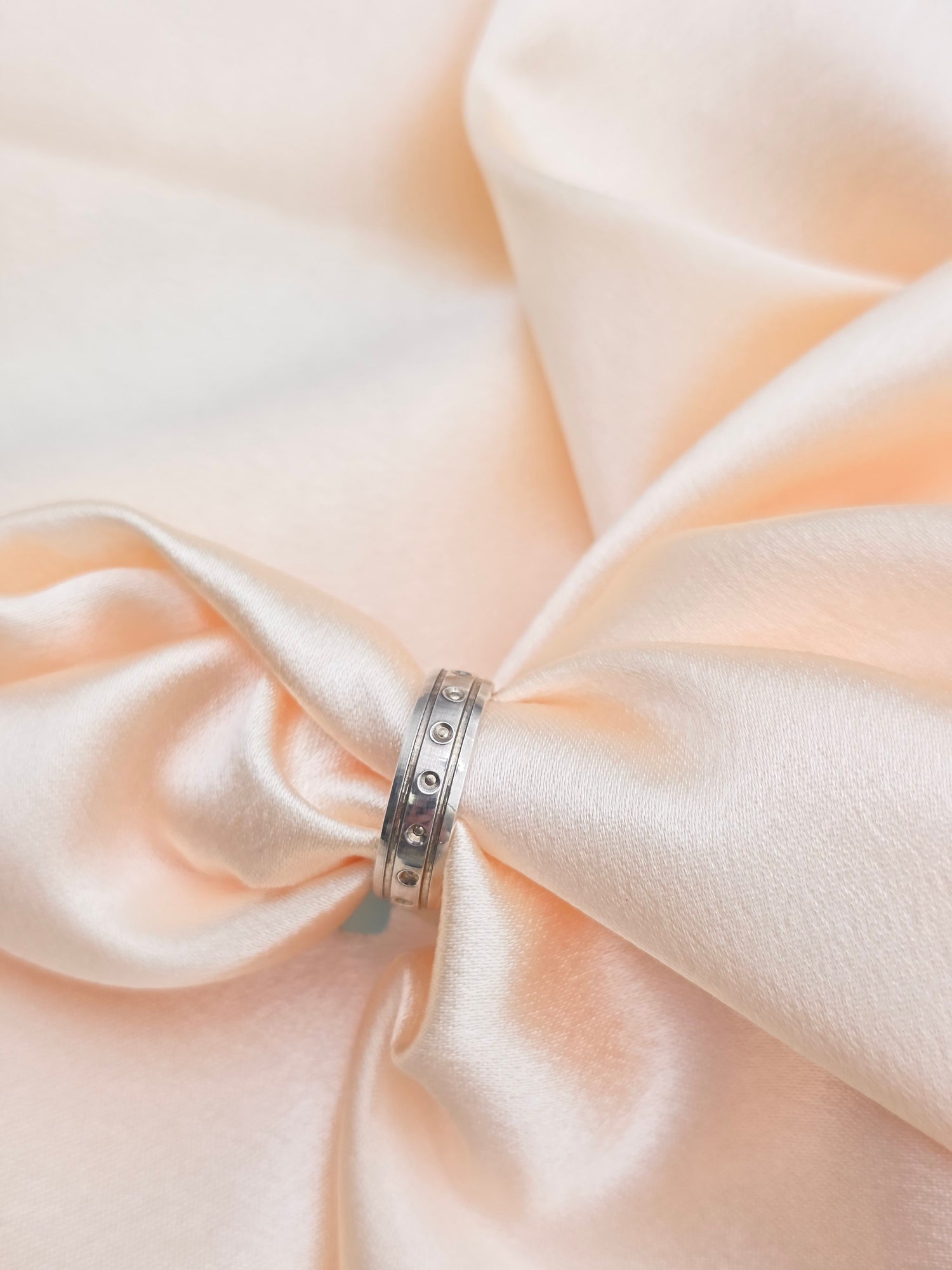 SILVER RING SIZE 7 GR095