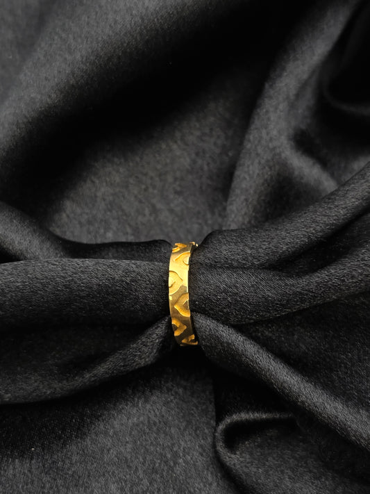 GOLD PLATED BAND SIZE 7 GR486