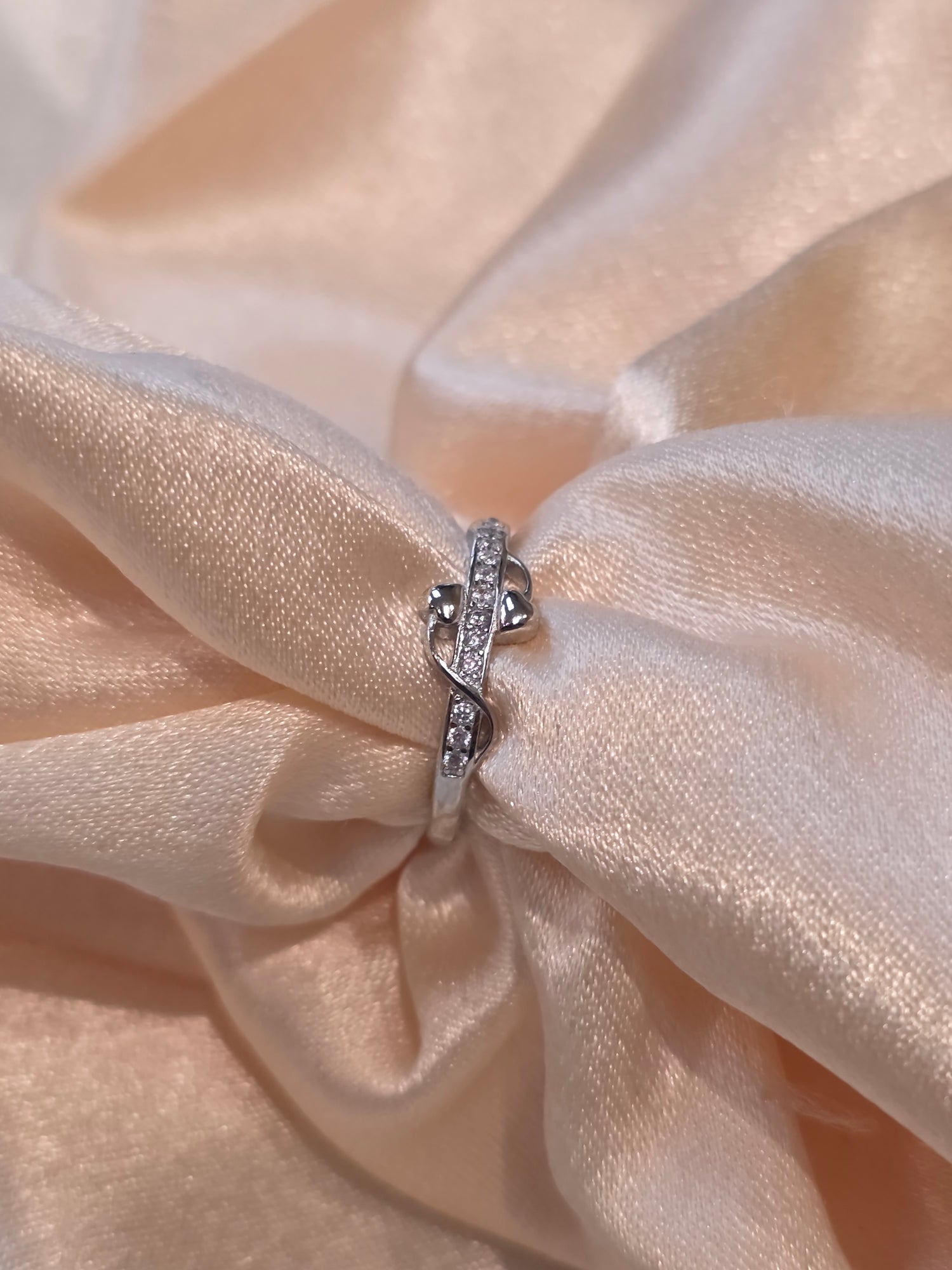 SILVER RING SIZE 5 GR528
