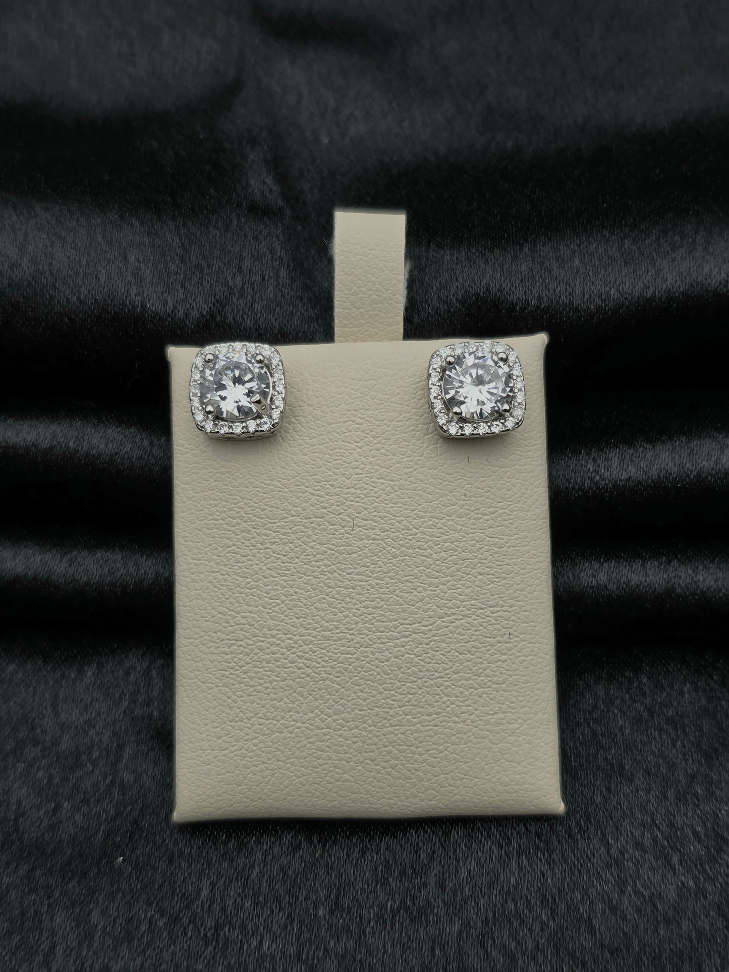 SILVER EAR STUDS GE419