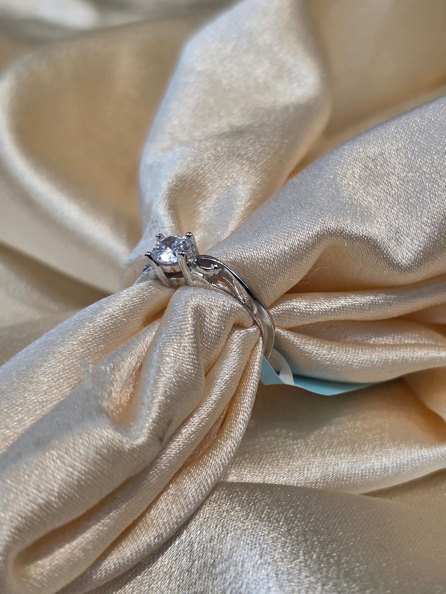 SILVER RING SIZE 6 GR657