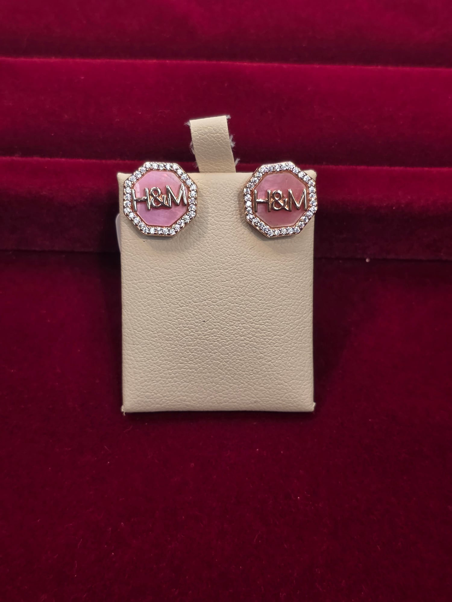 SILVER EARSTUDS GE159