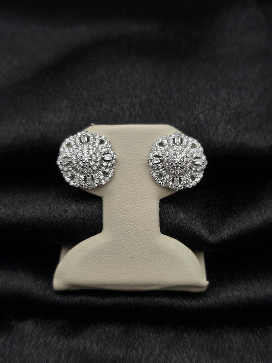 SILVER EAR STUDS GE592
