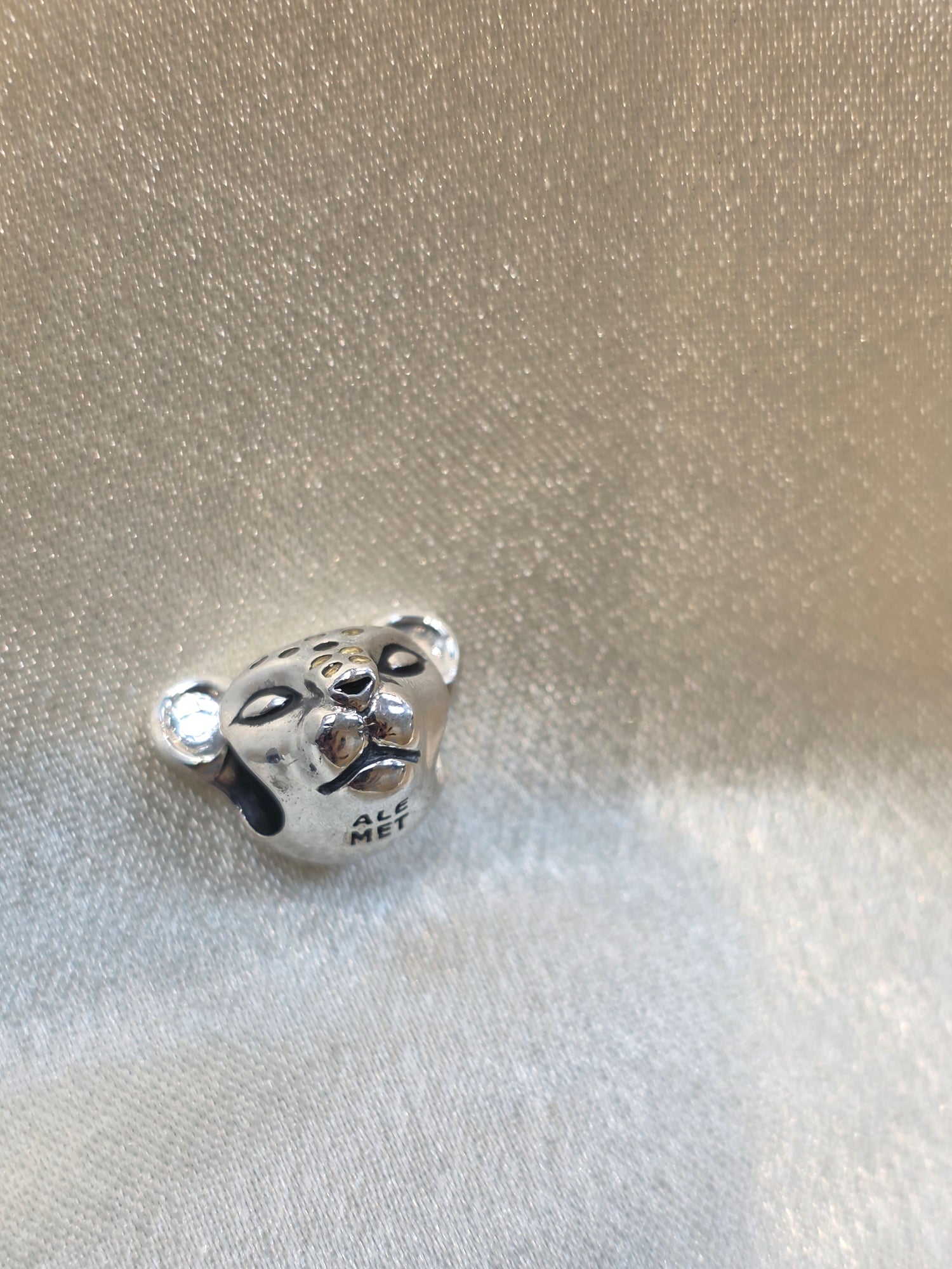 PANDORA LEOPARD HEAD CHARM PC335