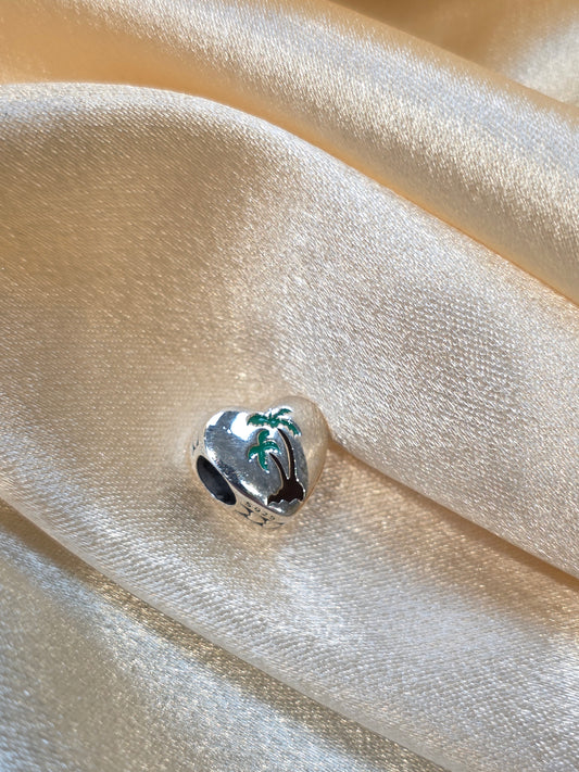 BEACH SCENE HEART PANDORA CHARM PC243