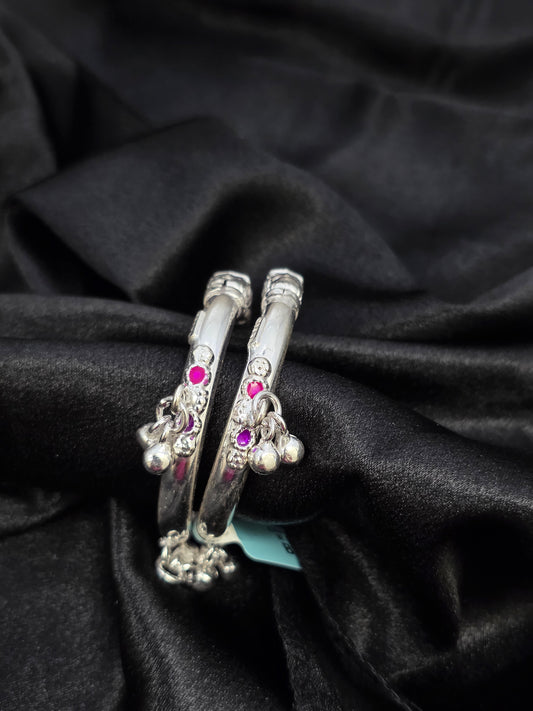 BABY SILVER SAGGLE SIZE 1.6 BS021