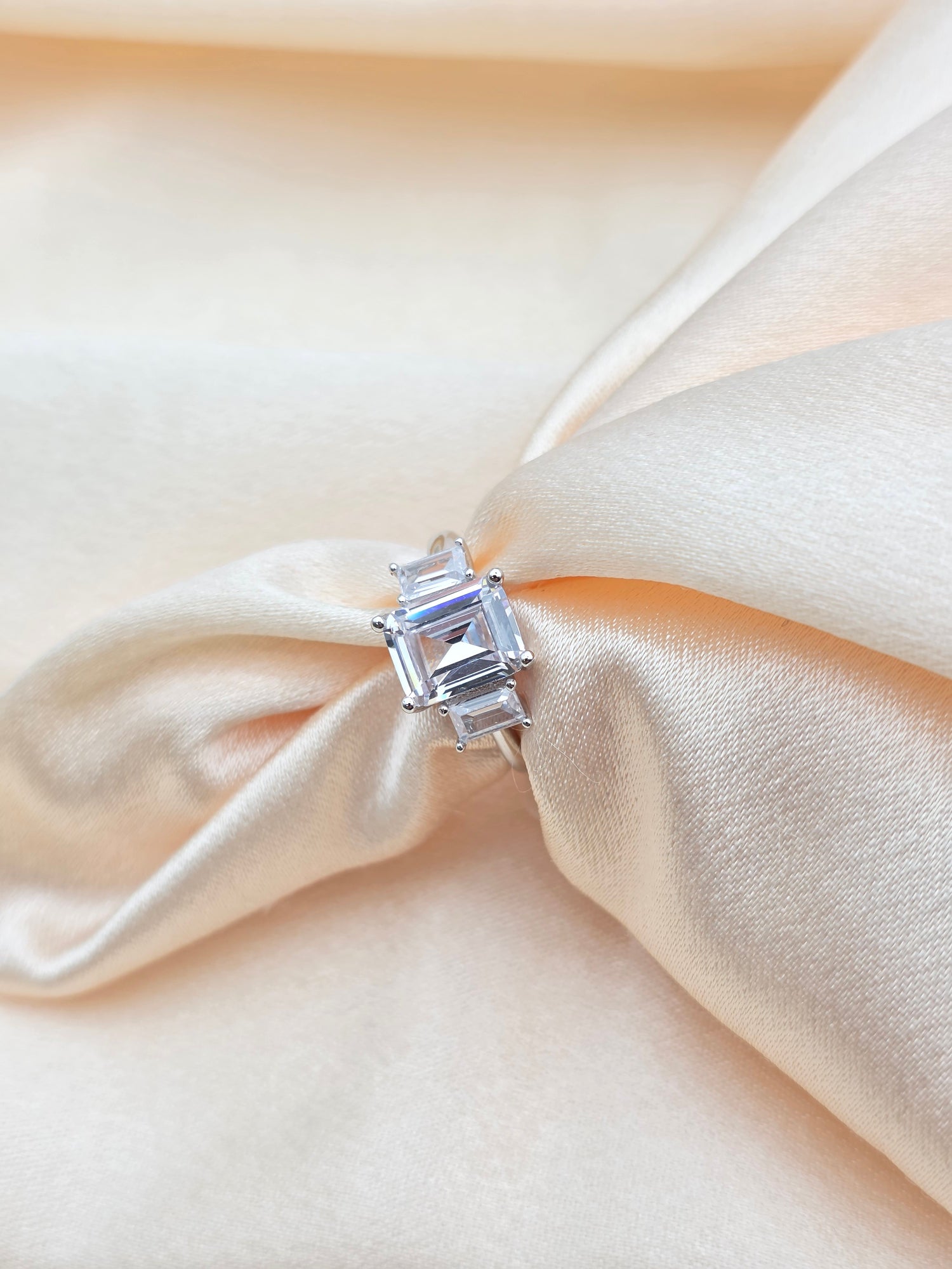 SILVER RING SIZE 6 GR1005