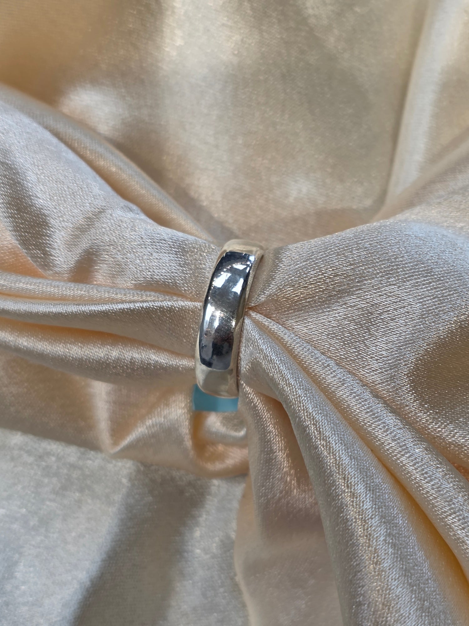 SILVER PLAIN BAND SIZE 9 GR233