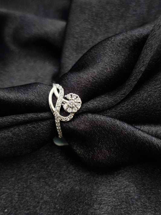 SILVER RING SIZE 5 GR496