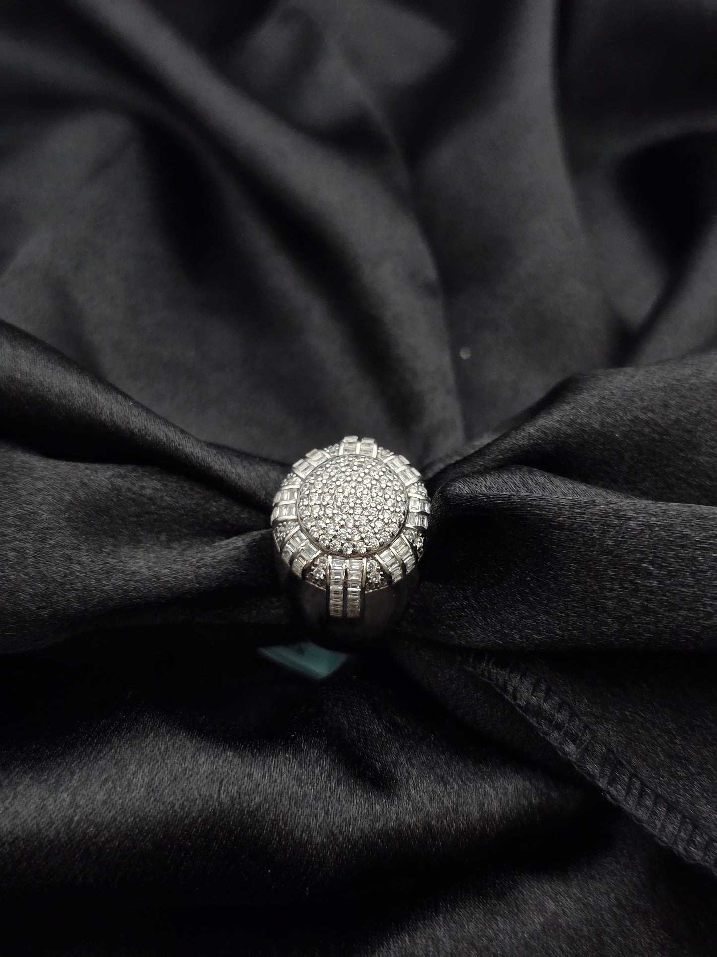 BOYS SILVER RING SIZE 10 BR005