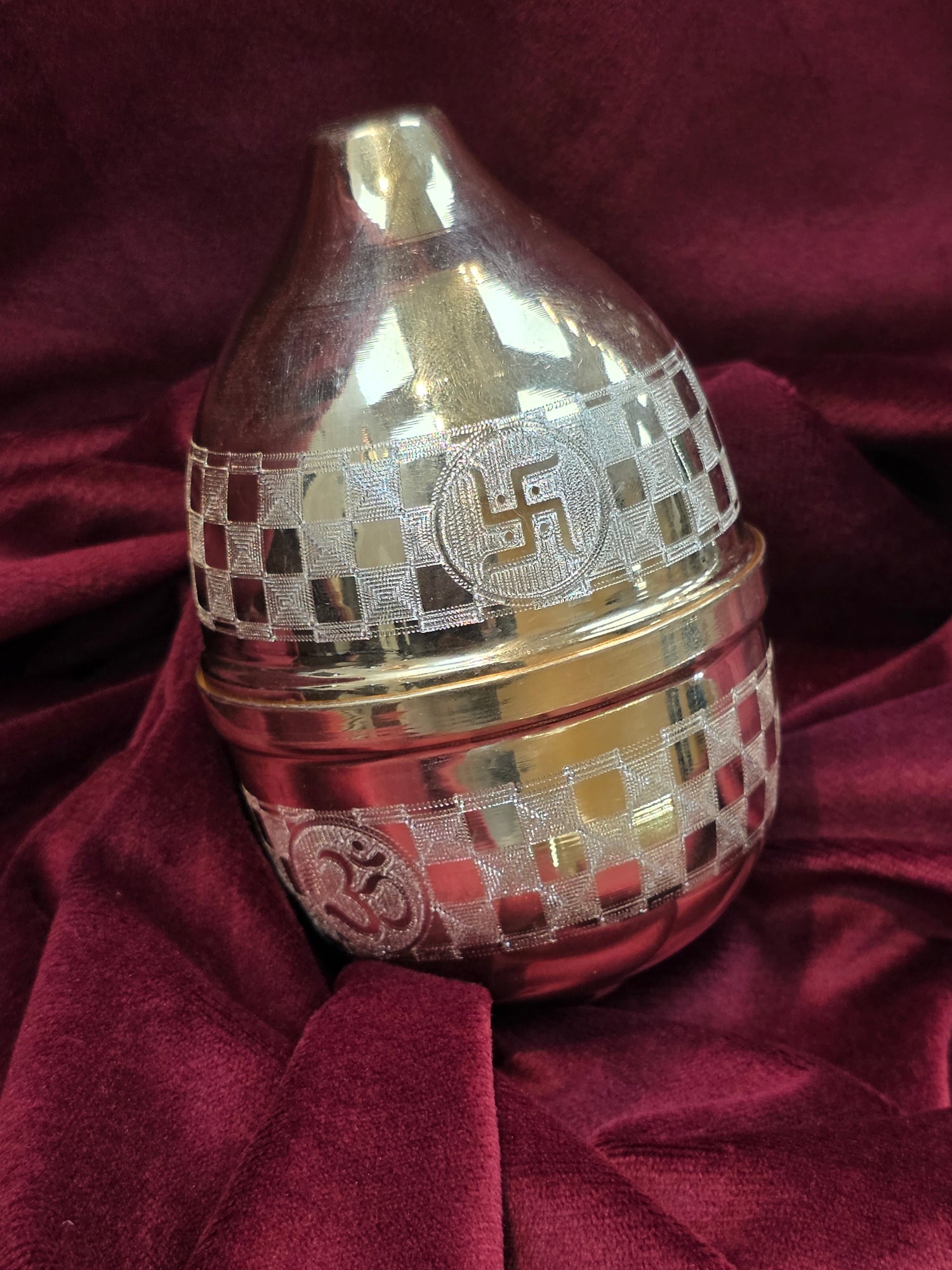 PURE SILVER NARIYAL GUT AC155