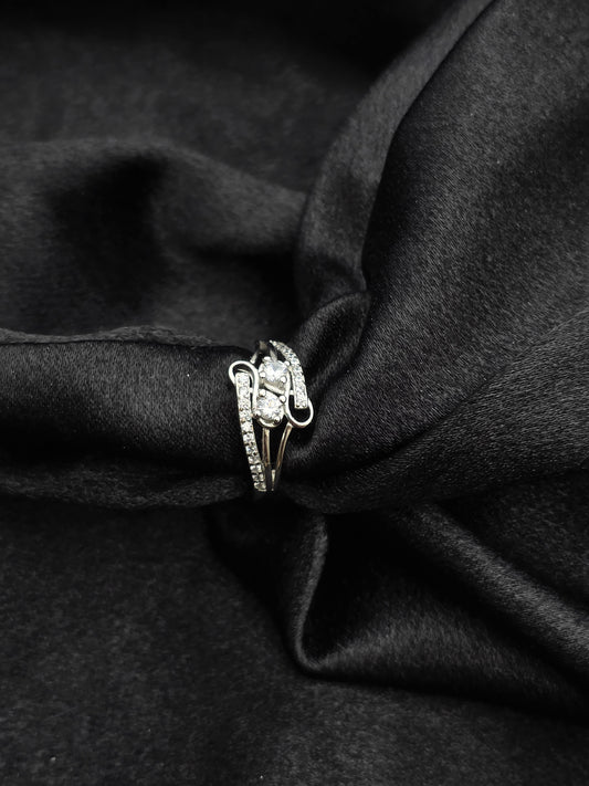 SILVER RING SIZE 6 GR504