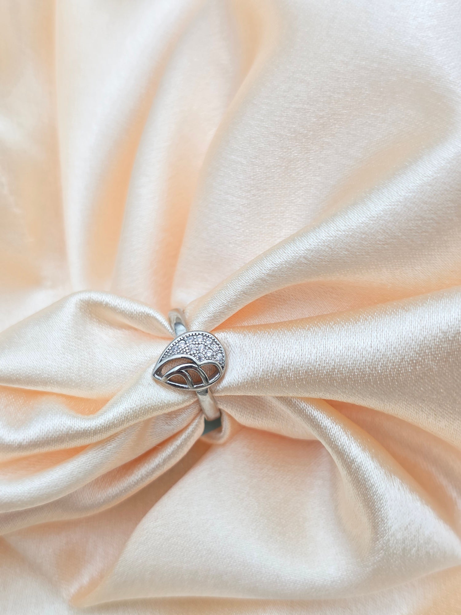 SILVER RING SIZE 5 GR022