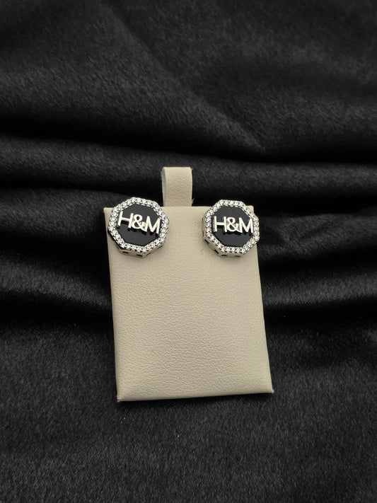 SILVER EAR STUDS GE036