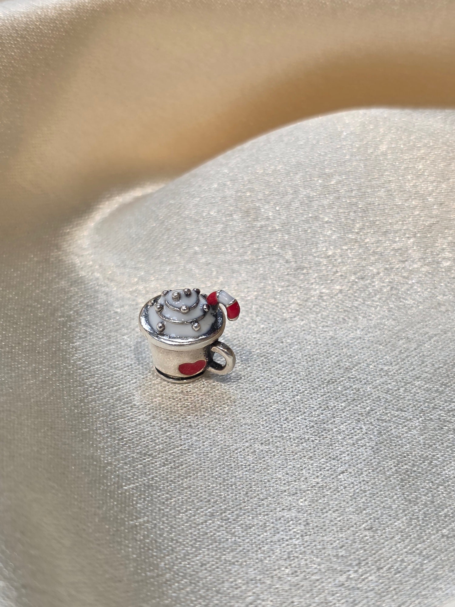 PANDORA COCOA AND CANDY CANE CHARM PC024
