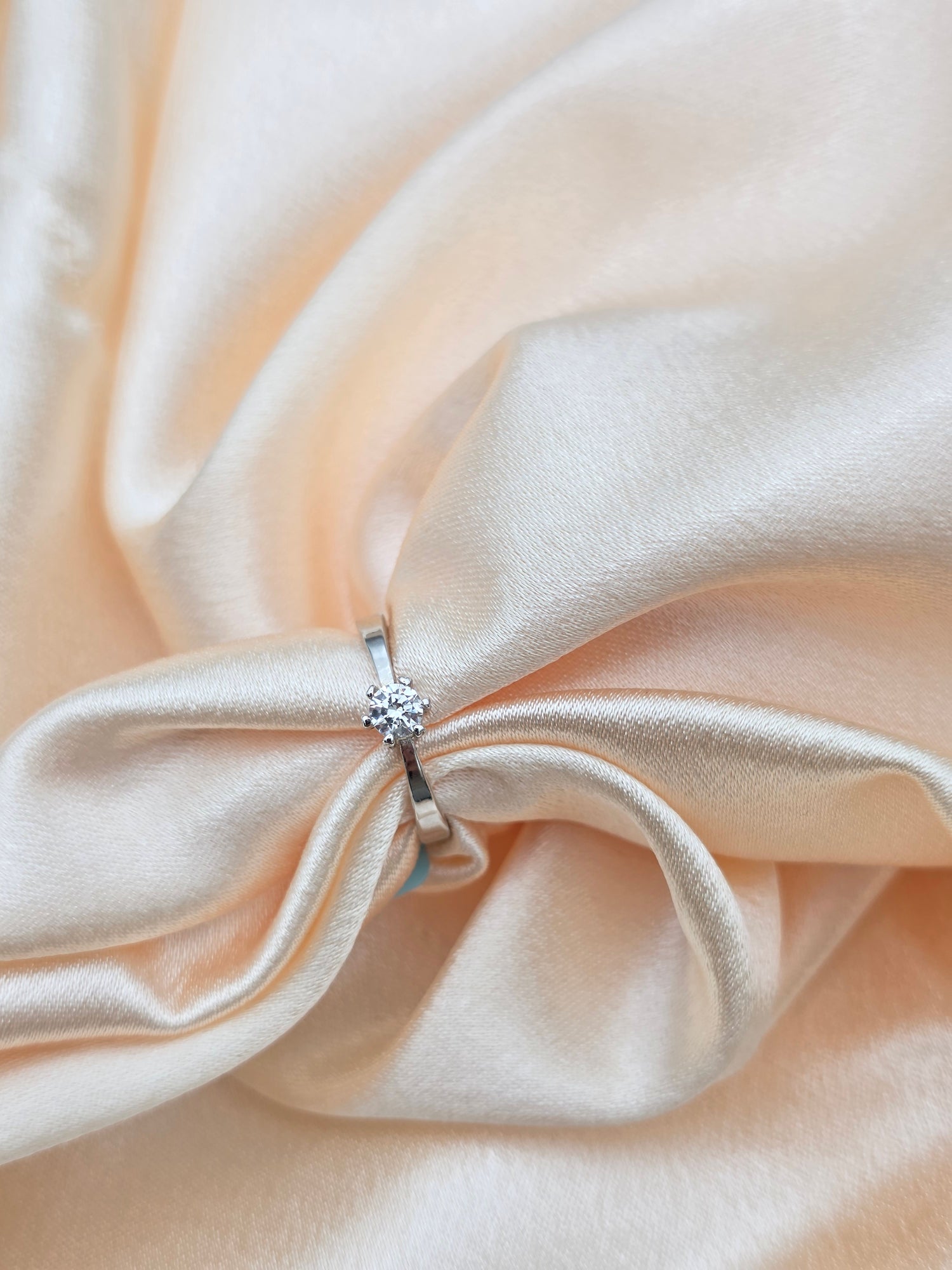 SILVER RING SIZE 5 GR005